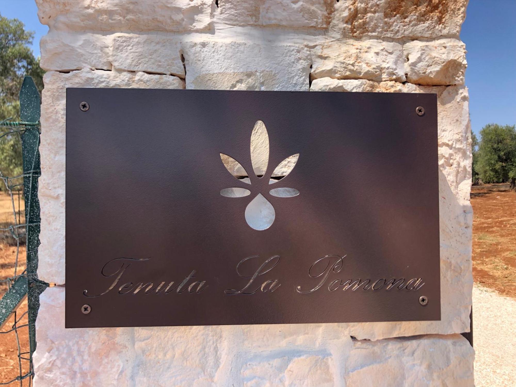 Tenuta La Pomona Ostuni Bagian luar foto