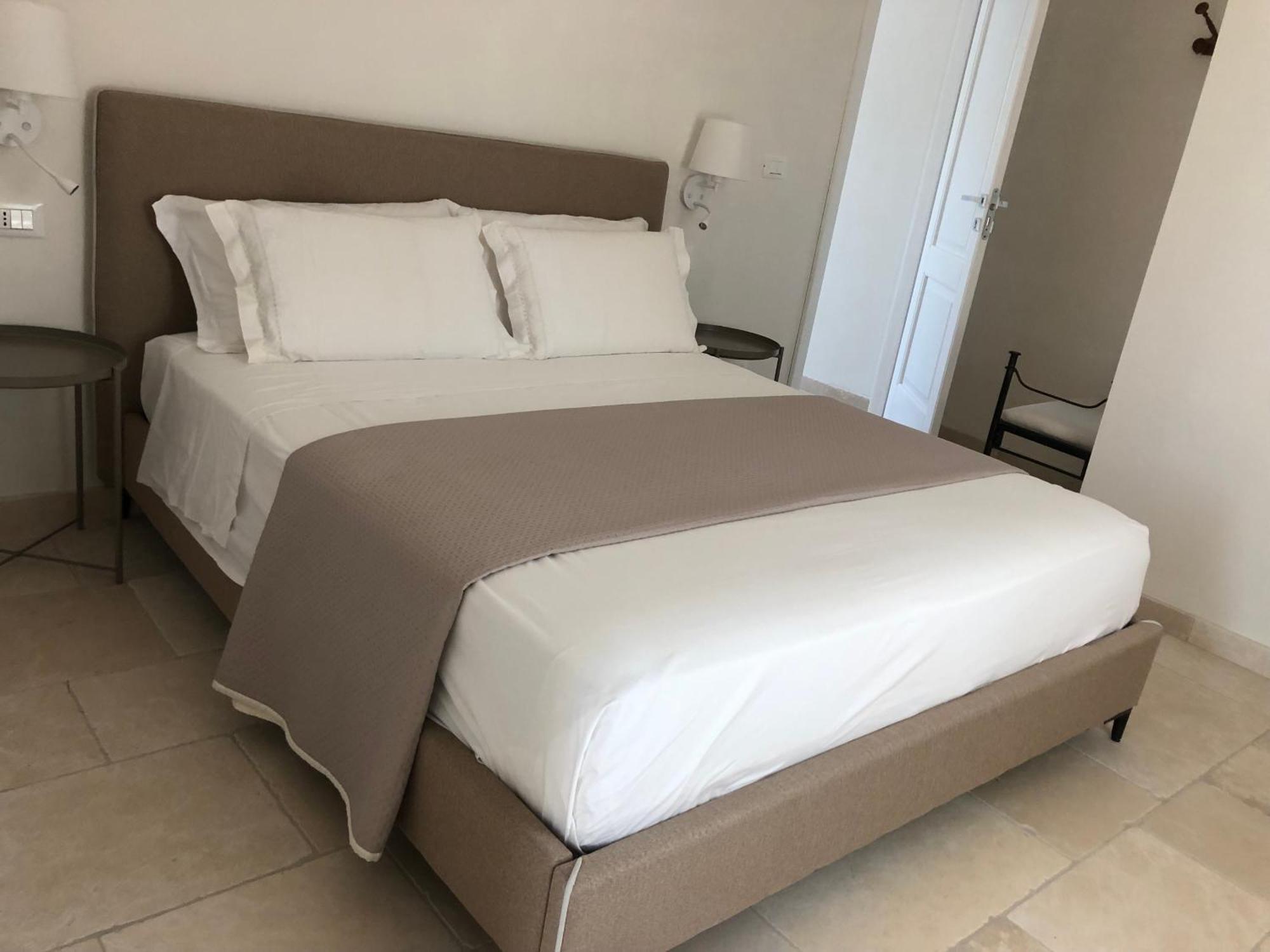Tenuta La Pomona Ostuni Bagian luar foto