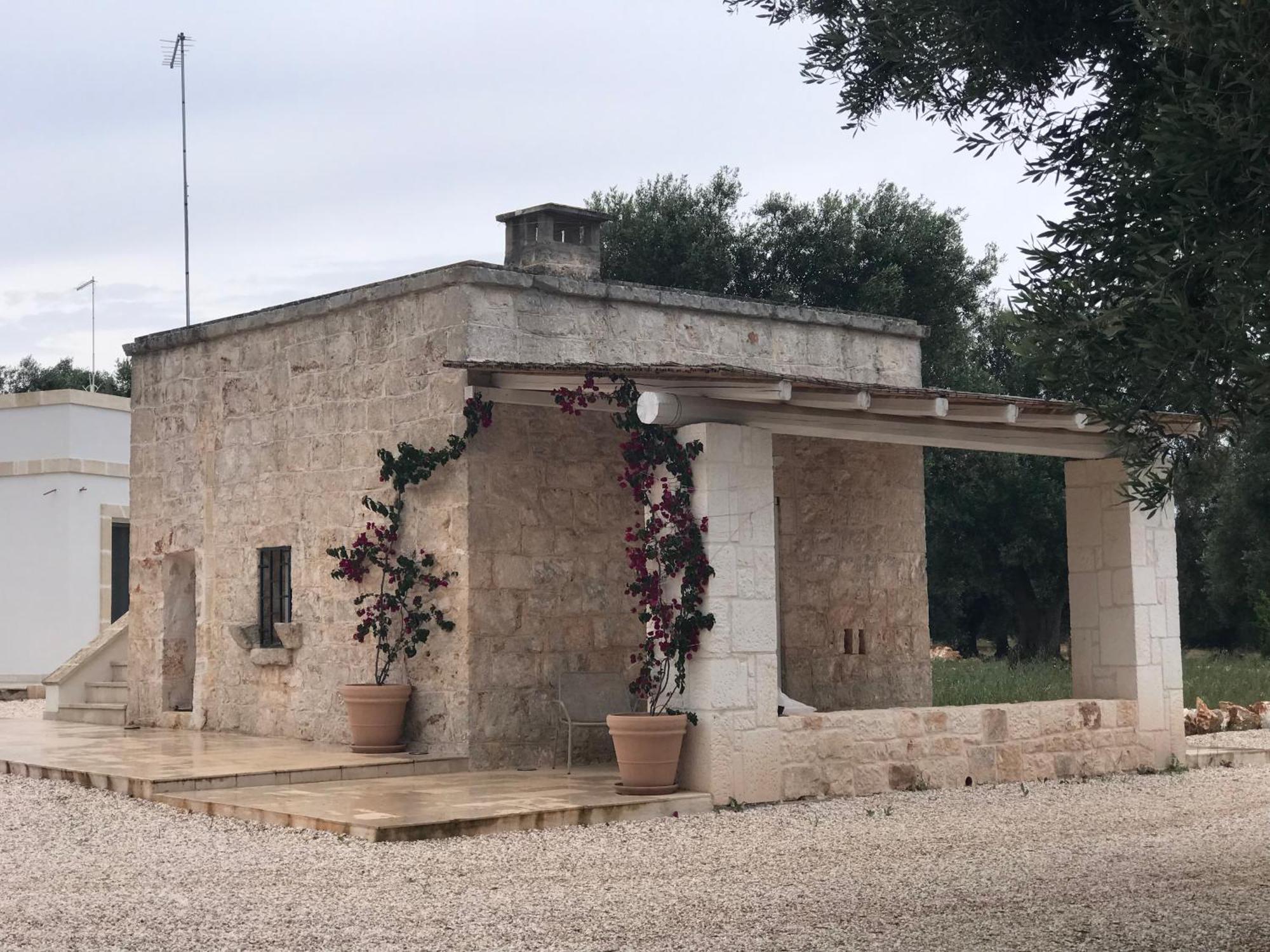 Tenuta La Pomona Ostuni Bagian luar foto